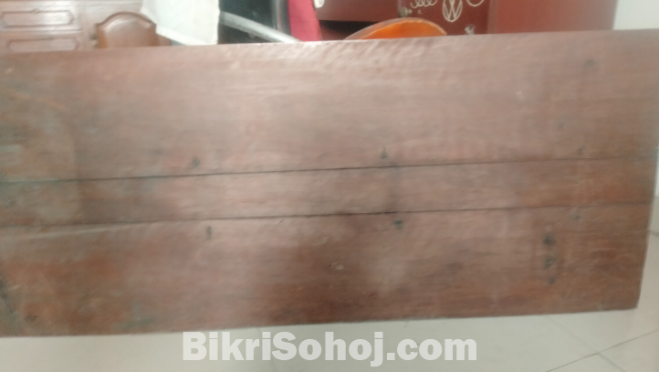 পুরাতন ডাবল খাট